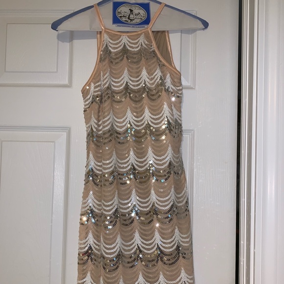 Sparkle short dress - Picture 2 of 3